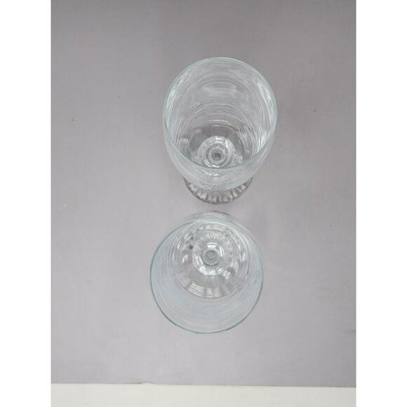 Elegant Clear Crystal Champagne Flutes With Flared Base - Durable & Stylish - Picture 2 of 7